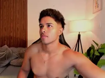 the_right_girl – webcam model profile photo Image 14