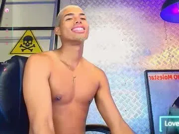 daani_hott – webcam model profile photo Image 18