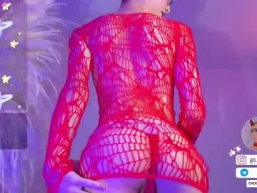 Emely – webcam model profile photo Image 16