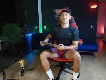 EmiliaWalker – webcam model profile photo Image 13