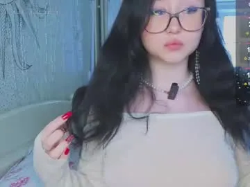 mae_nathan – webcam model profile photo Image 7