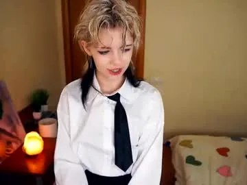 liliandaniels Image 10