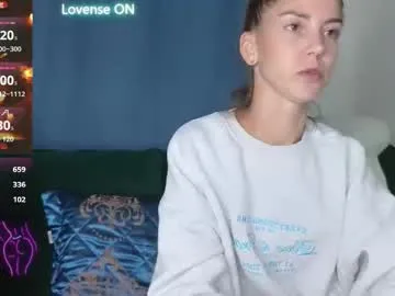 idkusethis – webcam model profile photo Image 9