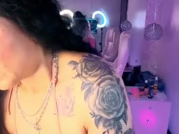 kathariine – webcam model profile photo Image 4