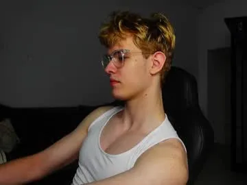 delilah_blazee – webcam model profile photo Image 5