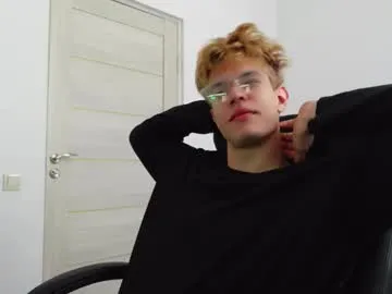 delilah_blazee – webcam model profile photo Image 6