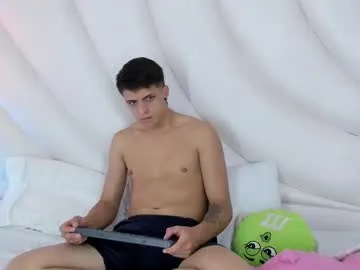 loganmiller69_ – webcam model profile photo