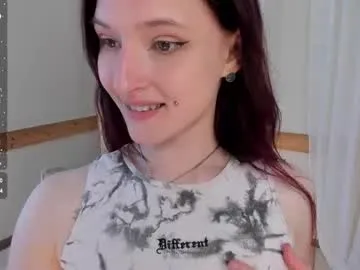 tvycas7 – webcam model profile photo Image 2