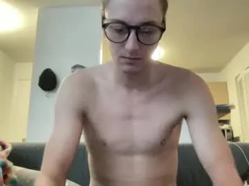 emilywarren296 – webcam model profile photo Image 17