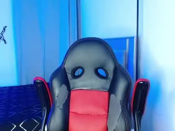 umarany – webcam model profile photo Image 2