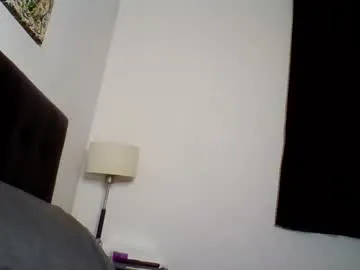 pureannuals – webcam model profile photo Image 8