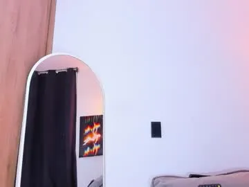 your_priya_77 – webcam model profile photo Image 3