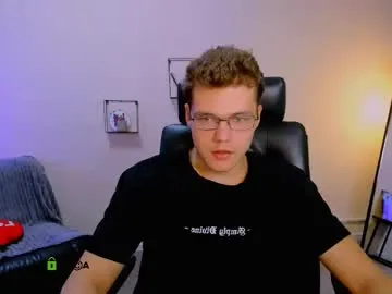 brownboy6999 – webcam model profile photo Image 10