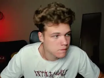 brownboy6999 – webcam model profile photo Image 2