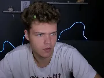 brownboy6999 – webcam model profile photo Image 3