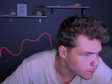 brownboy6999 – webcam model profile photo Image 9