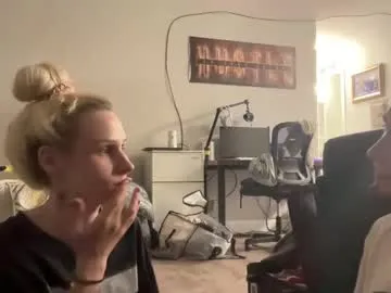 kat_ly_chan – webcam model profile photo Image 4