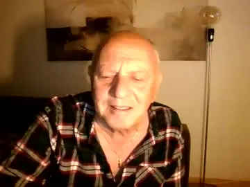 luclovestops – webcam model profile photo