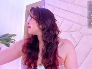 lolaa_darling – webcam model profile photo Image 4