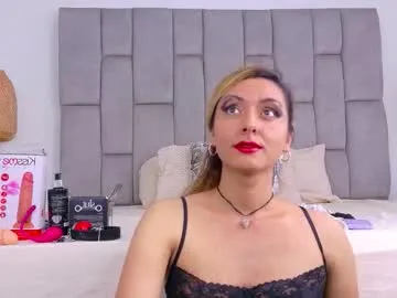 LeylaMonet – webcam model profile photo Image 15