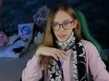 EmiliaWalker – webcam model profile photo Image 11