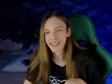 EmiliaWalker – webcam model profile photo Image 12