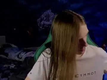 EmiliaWalker – webcam model profile photo Image 8