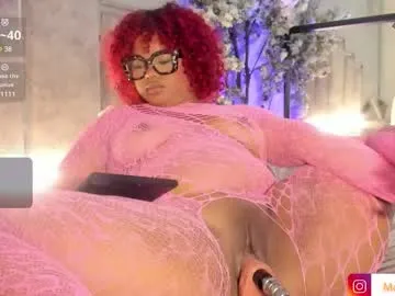 beaute_fatale – webcam model profile photo Image 2