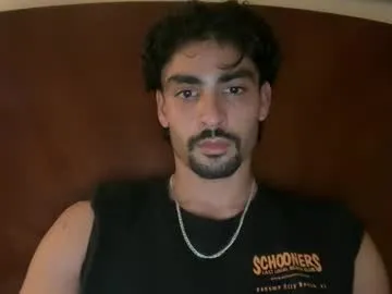 emilywarren296 – webcam model profile photo Image 17