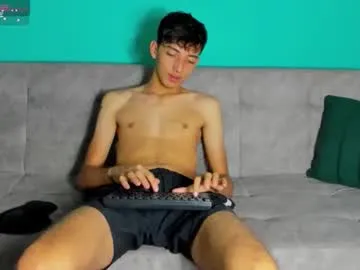 daani_hott – webcam model profile photo Image 8