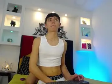 NaiaCollins – webcam model profile photo Image 5