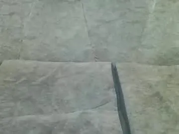 sunflower_28 – webcam model profile photo Image 11