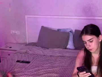 yournewkink12 – webcam model profile photo Image 7