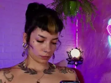 indiandesiguys2023 – webcam model profile photo Image 9