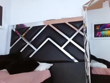 indiandesiguys2023 – webcam model profile photo Image 3