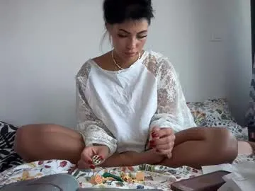 Demi – webcam model profile photo Image 8