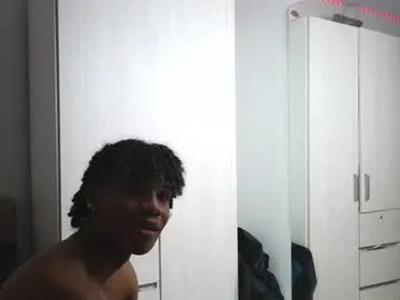 Diamond – webcam model profile photo Image 9