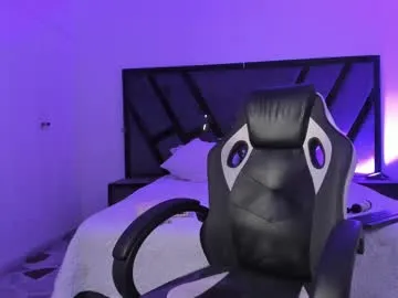 BellaJade – webcam model profile photo Image 14