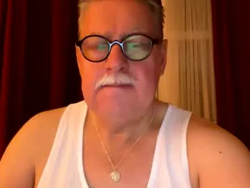 the_right_girl – webcam model profile photo Image 12