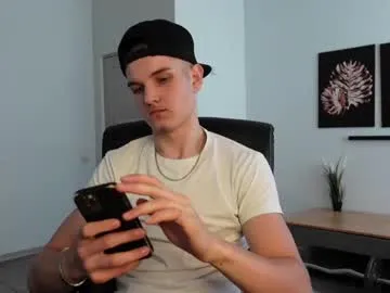 GabbieMonroe – webcam model profile photo Image 9