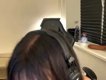 ericmg11 – webcam model profile photo Image 18