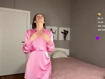 Andrea – webcam model profile photo Image 7