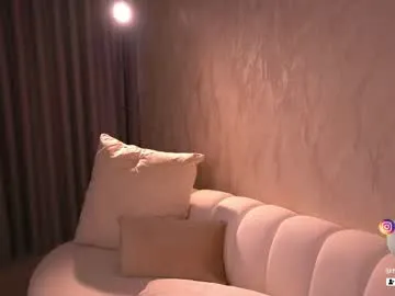 cori_paige – webcam model profile photo Image 10