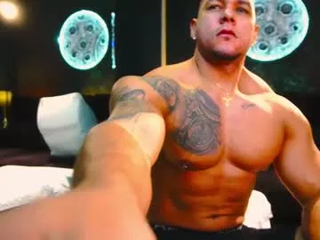 topalphaboss – webcam model profile photo Image 18