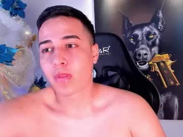 Mya – webcam model profile photo Image 4