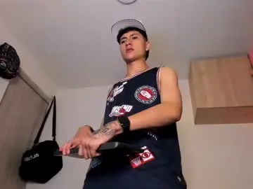 YasmienAtos – webcam model profile photo Image 14