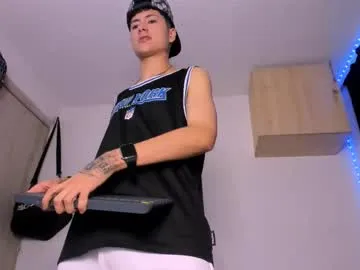 YasmienAtos – webcam model profile photo Image 15