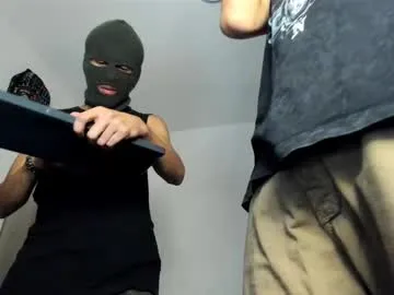 YasmienAtos – webcam model profile photo Image 8