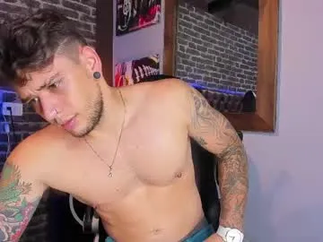 mae_nathan – webcam model profile photo Image 11