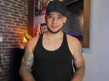 mae_nathan – webcam model profile photo Image 16